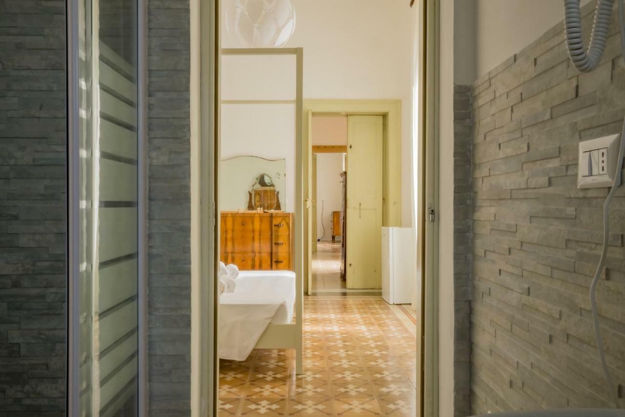 Bed and Breakfast Palazzo Ashian Акварика-дель-Капо Экстерьер фото