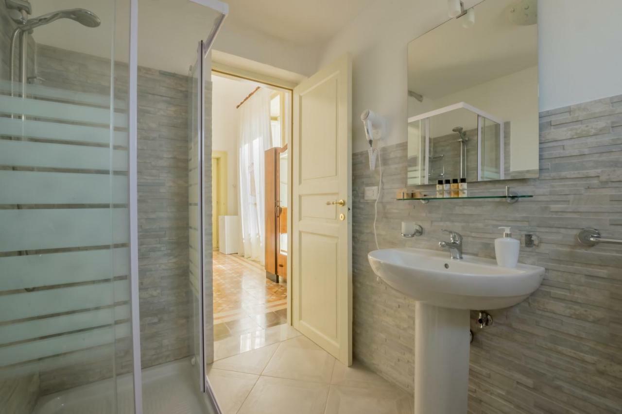 Bed and Breakfast Palazzo Ashian Акварика-дель-Капо Экстерьер фото