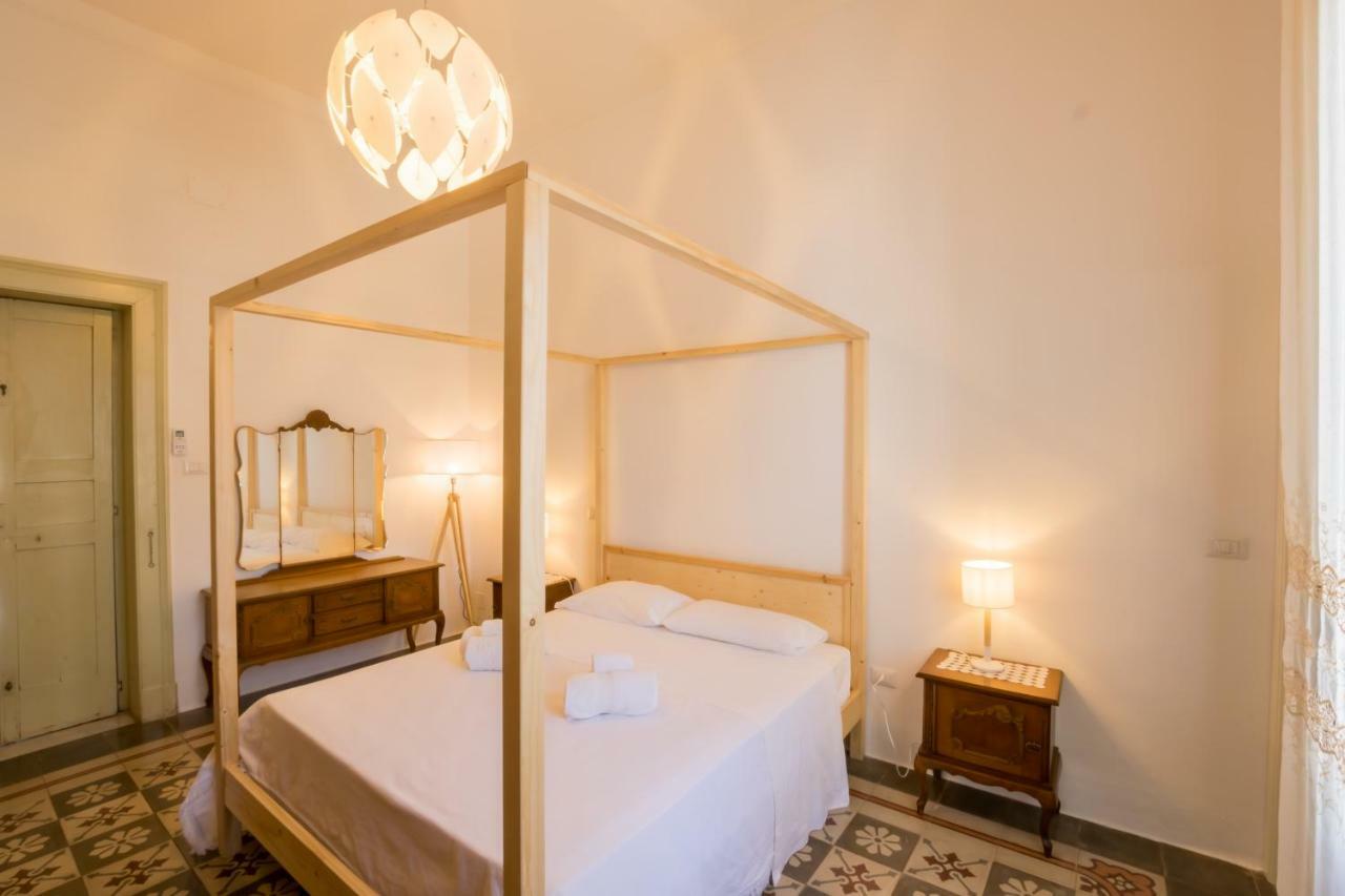 Bed and Breakfast Palazzo Ashian Акварика-дель-Капо Экстерьер фото
